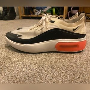 Nike air max, women’s 9.5, UK 7, white black and orange, used good condition